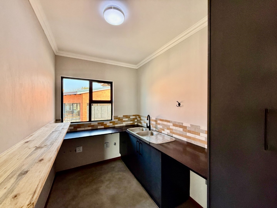 3 Bedroom Property for Sale in Magalies Golf Estate North West
